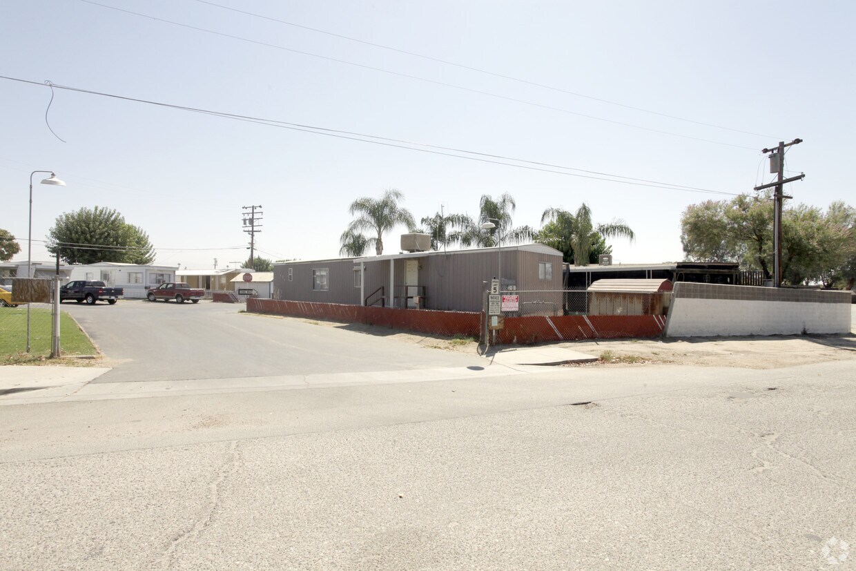 Building Photo - 5000 State Rd
