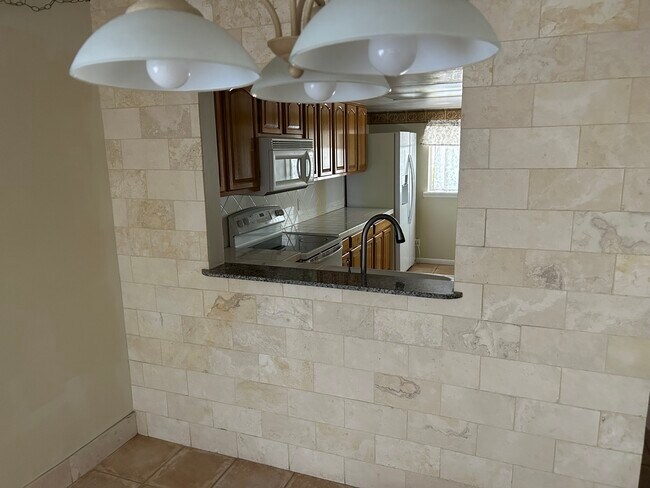 Foto del edificio - 6345 NEWTOWN Cir