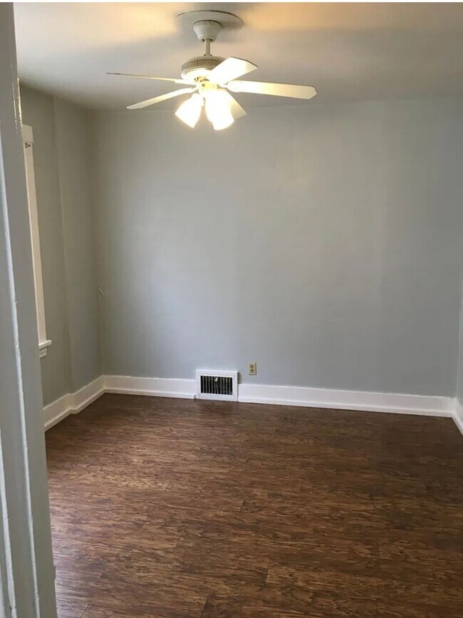 Foto del edificio - 2918 Clermont