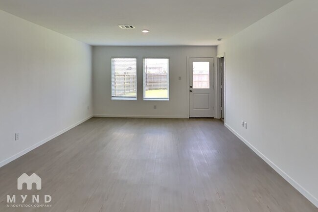 Foto del edificio - 922 Lago Laceno Ln