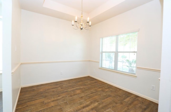 Building Photo - 12827 Pecan Shores Dr