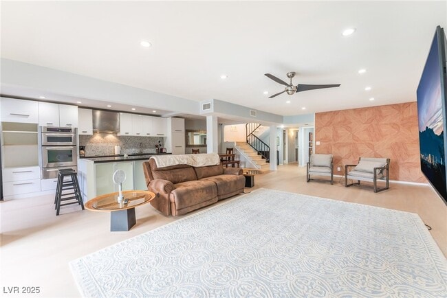 Building Photo - 3024 Bel Air Dr