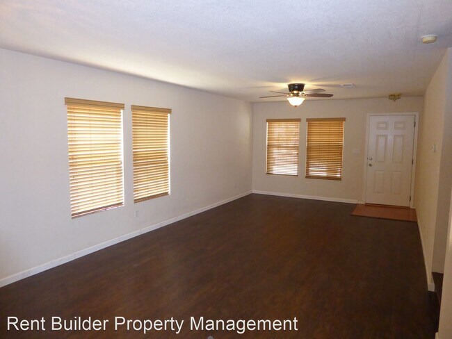 Building Photo - 3 br, 2.5 bath House - 3209 Moab Ln. NE