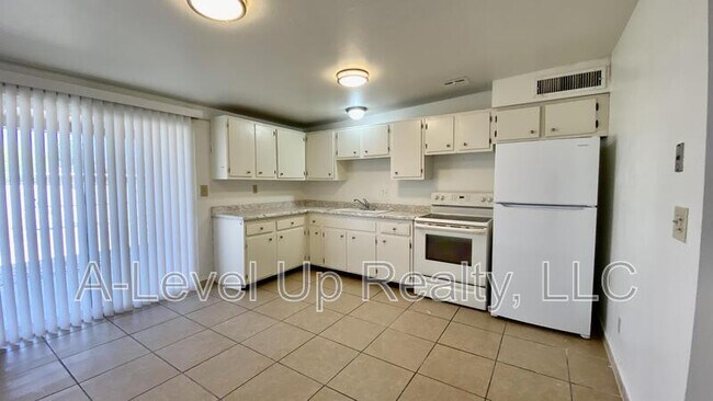 Foto del edificio - 3519 E Ellington Pl