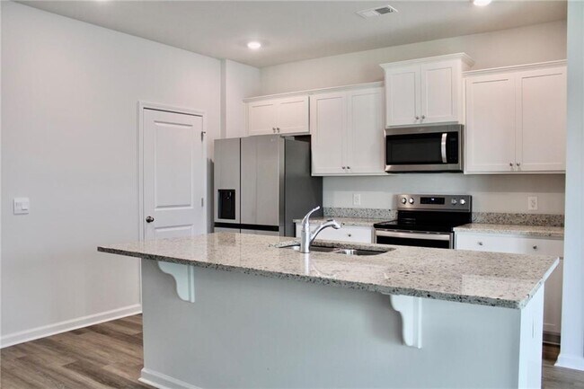 Foto del edificio - 102 Fremont Ln