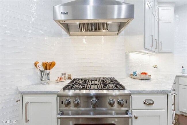 Foto del edificio - 2 br, 2 bath Condo - 1114 Sherwood Ln