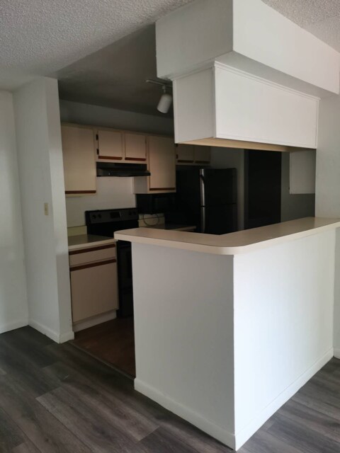 Foto del edificio - 5530 Chrishire Way