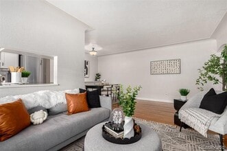 Building Photo - 1454 Jersey St