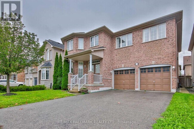 Photo du bâtiment - 15 Briarglen Rd