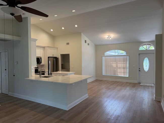 Foto del edificio - 14307 80th Ln N