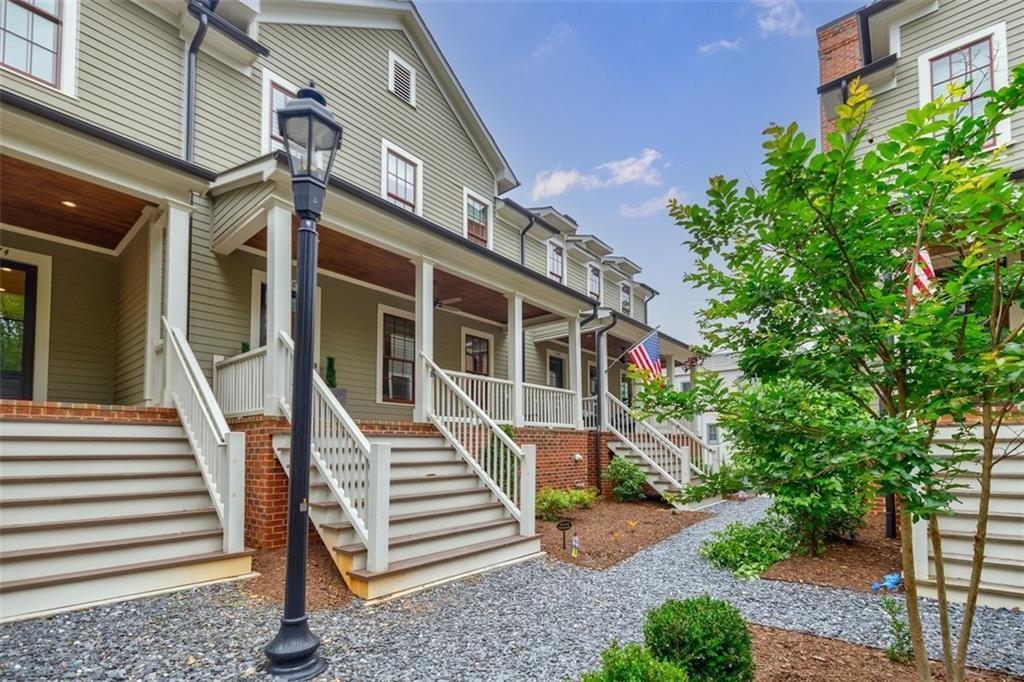 Foto principal - 1076 Green St