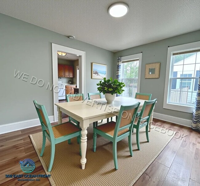 Building Photo - Lovely 3 bedroom / 2 bathroom unit availab...