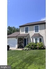 Building Photo - 45 Fulmar Dr