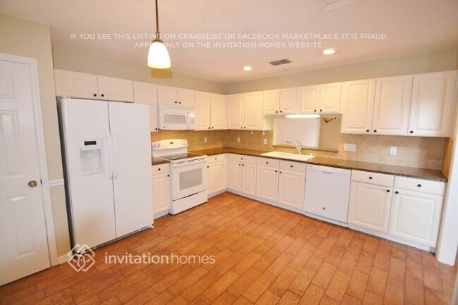 Foto del edificio - 945 Beresford Way