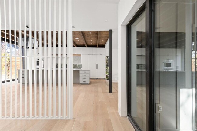 Foto del edificio - 1603 Chelsea Ln