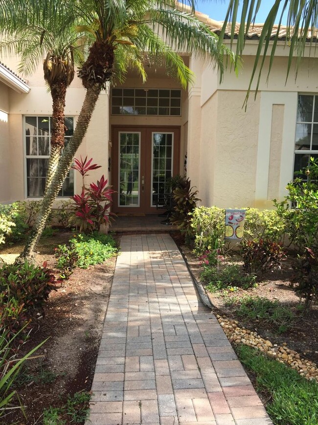 Foto del edificio - 11225 Manderly Ln
