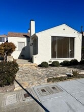 Building Photo - 186 Sargent Ct