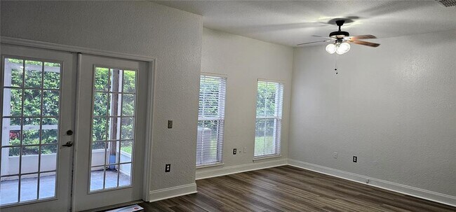 Foto del edificio - 8003 Bally Money Rd
