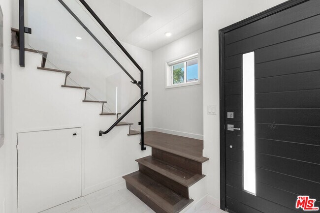Foto del edificio - 849 N Alta Vista Blvd