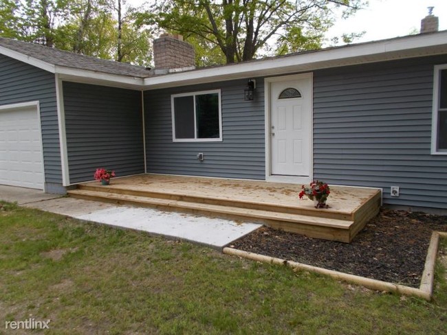 Building Photo - 3 br, 3 bath House - 9620 US 23 South