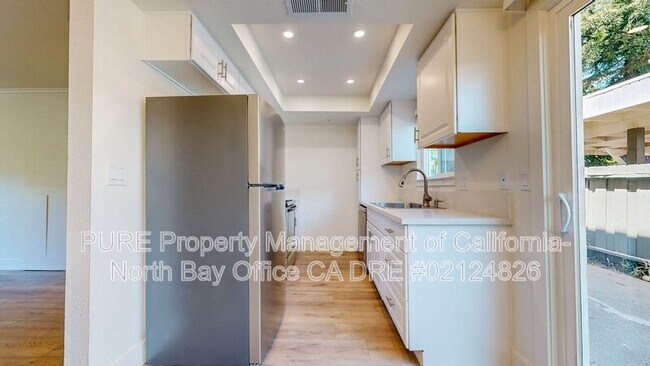 Foto del edificio - 1620 Herbert St