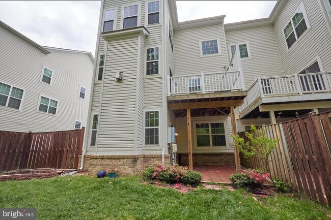 Building Photo - 23209 Tradewind Dr