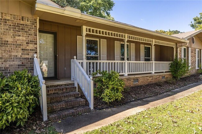 Building Photo - 5762 Fairfield Pl