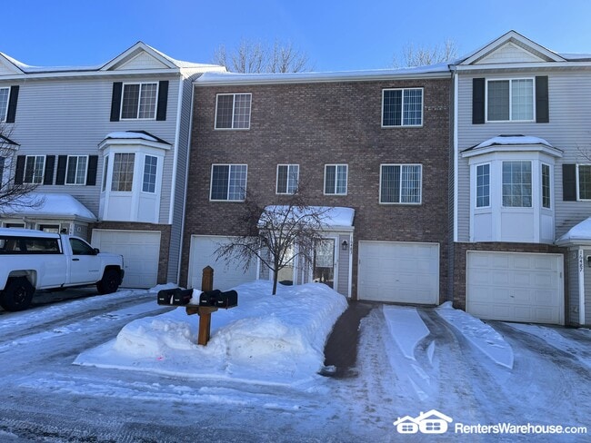 Building Photo - 16477 Timber Crest Dr SE