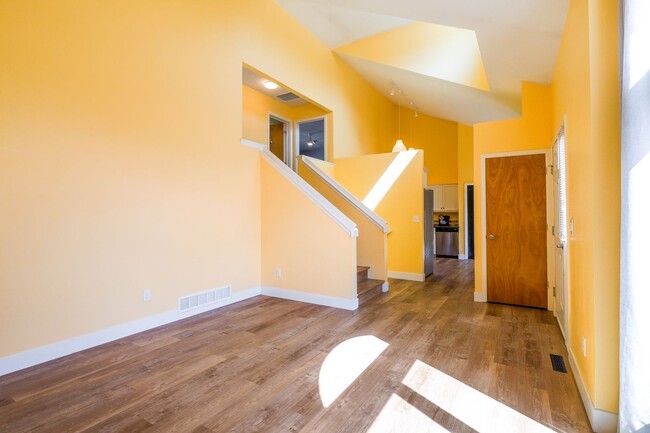Building Photo - Beautiful 4-Bed 2-Bath Home in South Fort ...