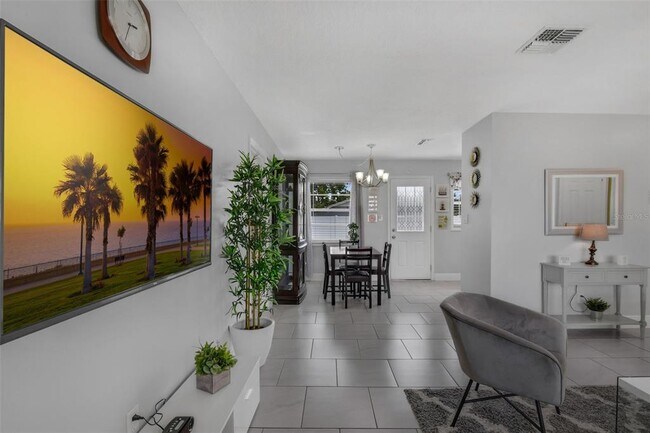 Building Photo - 160 Jalapa Dr