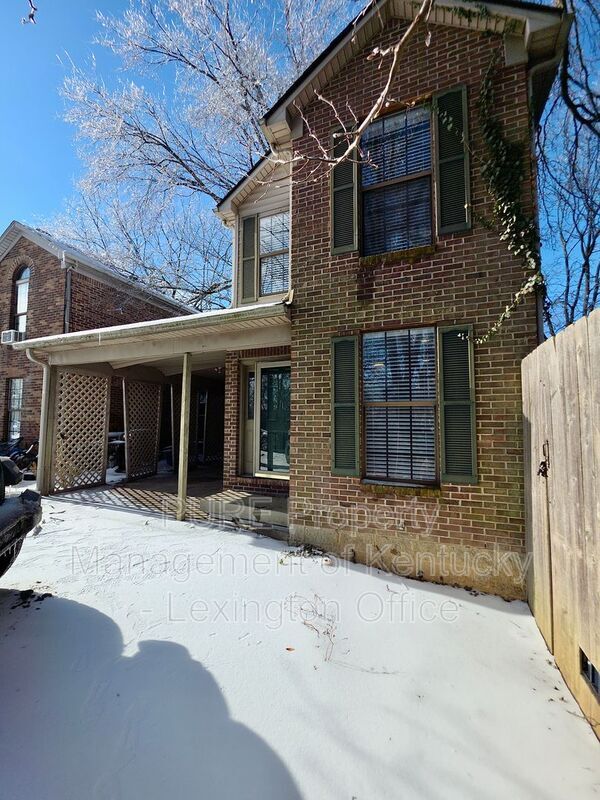 Building Photo - 1430 Vintage Cir