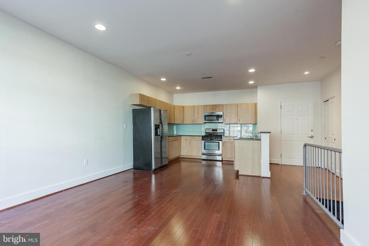 Foto principal - 714 Bainbridge St