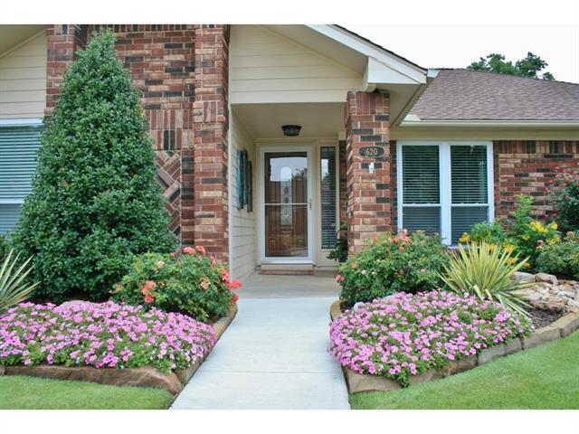 Building Photo - 620 Harrison Dr