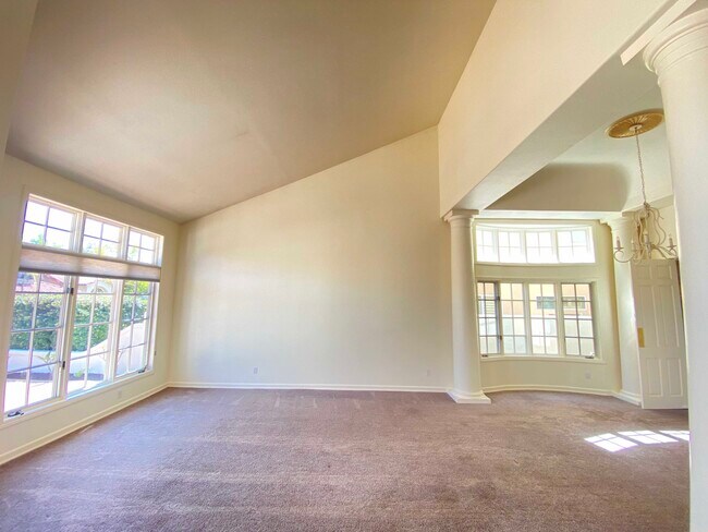 Foto del edificio - 4885 Alberson Ct
