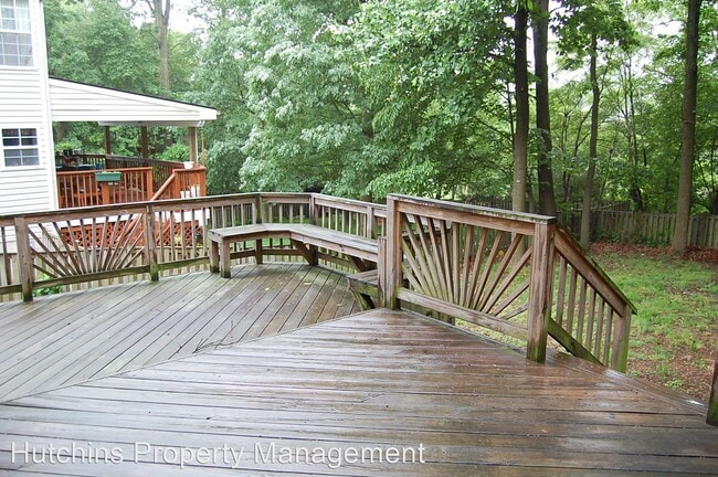 Building Photo - 4 br, 2.5 bath House - 3012 Trellis Lane