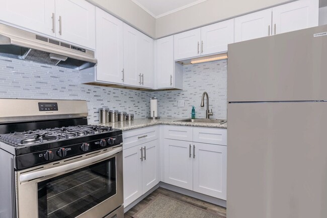 Interior Photo - TOWNHOMES AT BLENDON
