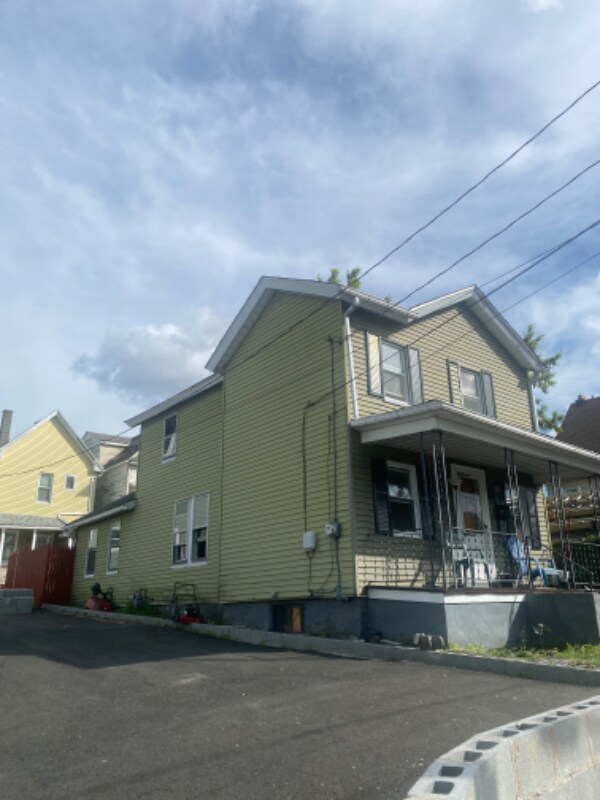 110 S Irving Ave, Scranton, PA 18505 House Rental in Scranton, PA