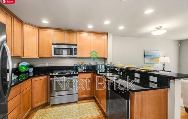 Foto del edificio - 2125 N 113th St