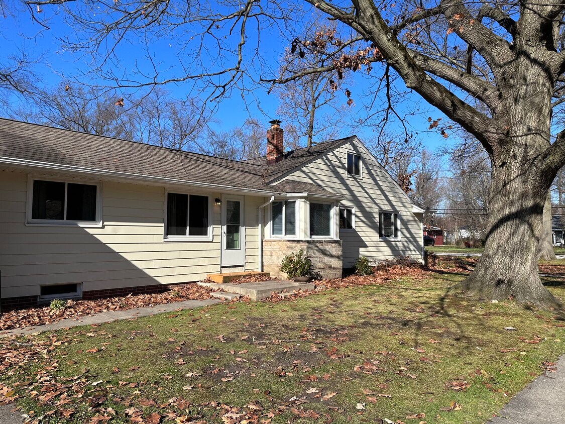 24855 Gessner Rd, North Olmsted, OH 44070 House Rental in North