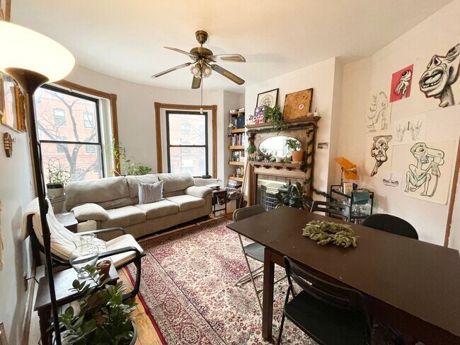 Foto del edificio - 616 Columbus Ave