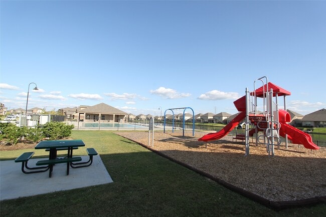 Foto del edificio - 24518 Lorenzo Glaze Trail