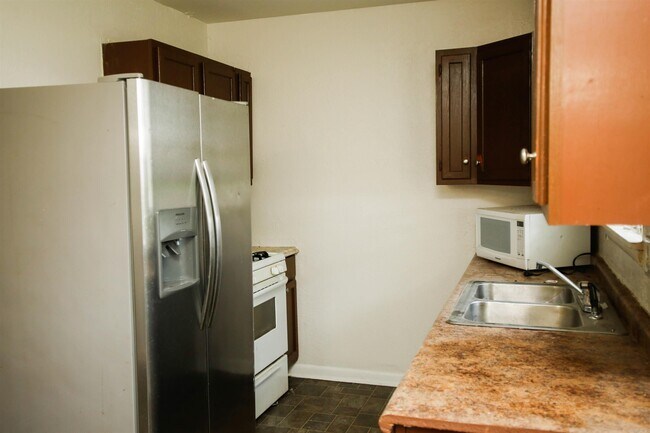 Foto del edificio - 2406 Belmoor Ave