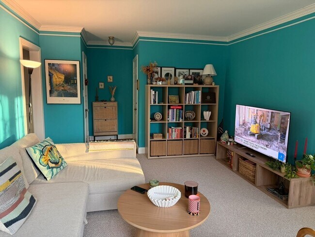 Sala de estar - 1800 West Abingdon Drive