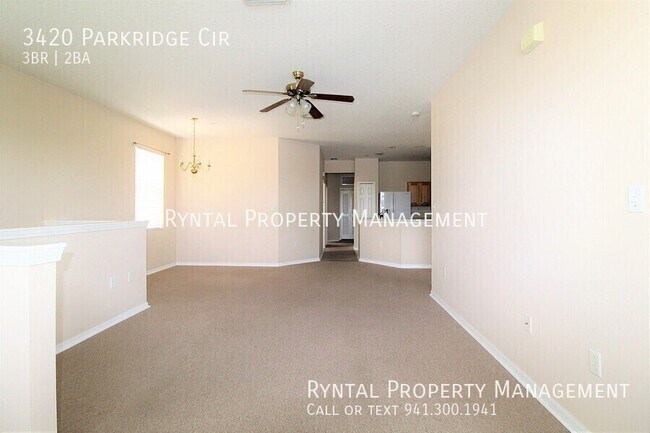 Foto del edificio - 3420 Parkridge Cir