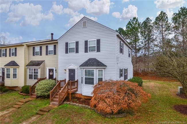 Foto del edificio - 1600 Skiffes Creek Cir