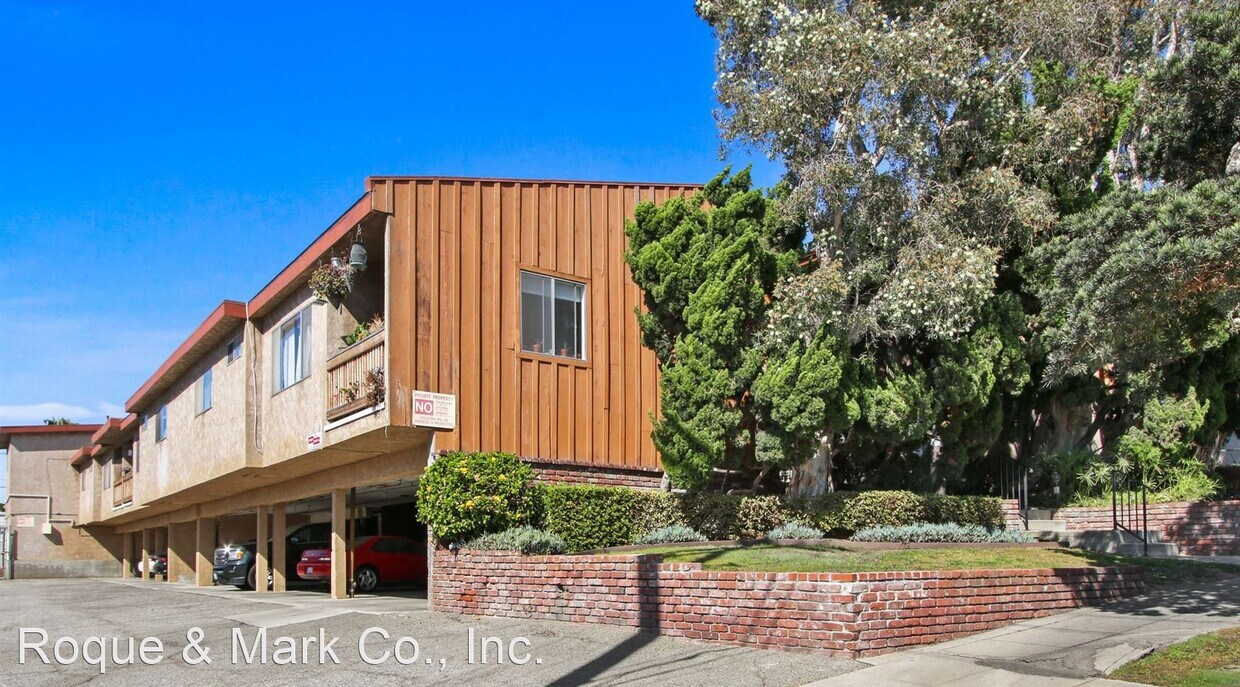 Primary Photo - 1 br, 1 bath Apartment - 817 Hill Street 8...