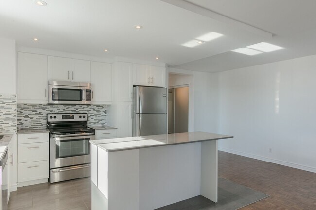 Photo du bâtiment - 4800 Maisonneuve Blvd W