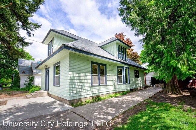 Building Photo - 4 br, 2 bath House - 412 S Van Buren