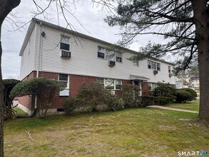 Building Photo - 239 Cherry Hill Dr