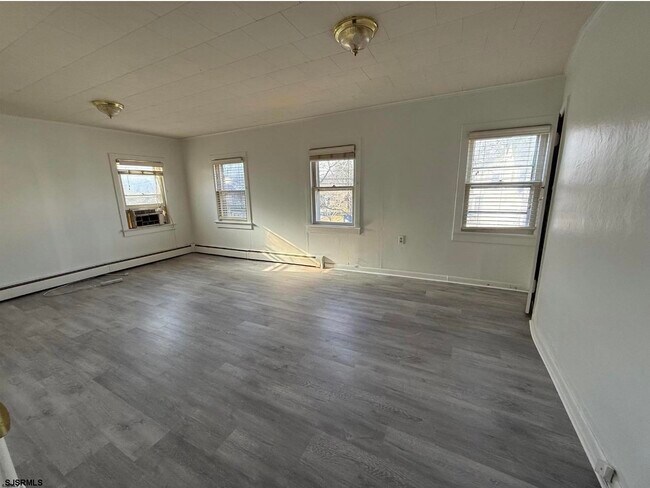 Foto del edificio - 210 Hanthorn St